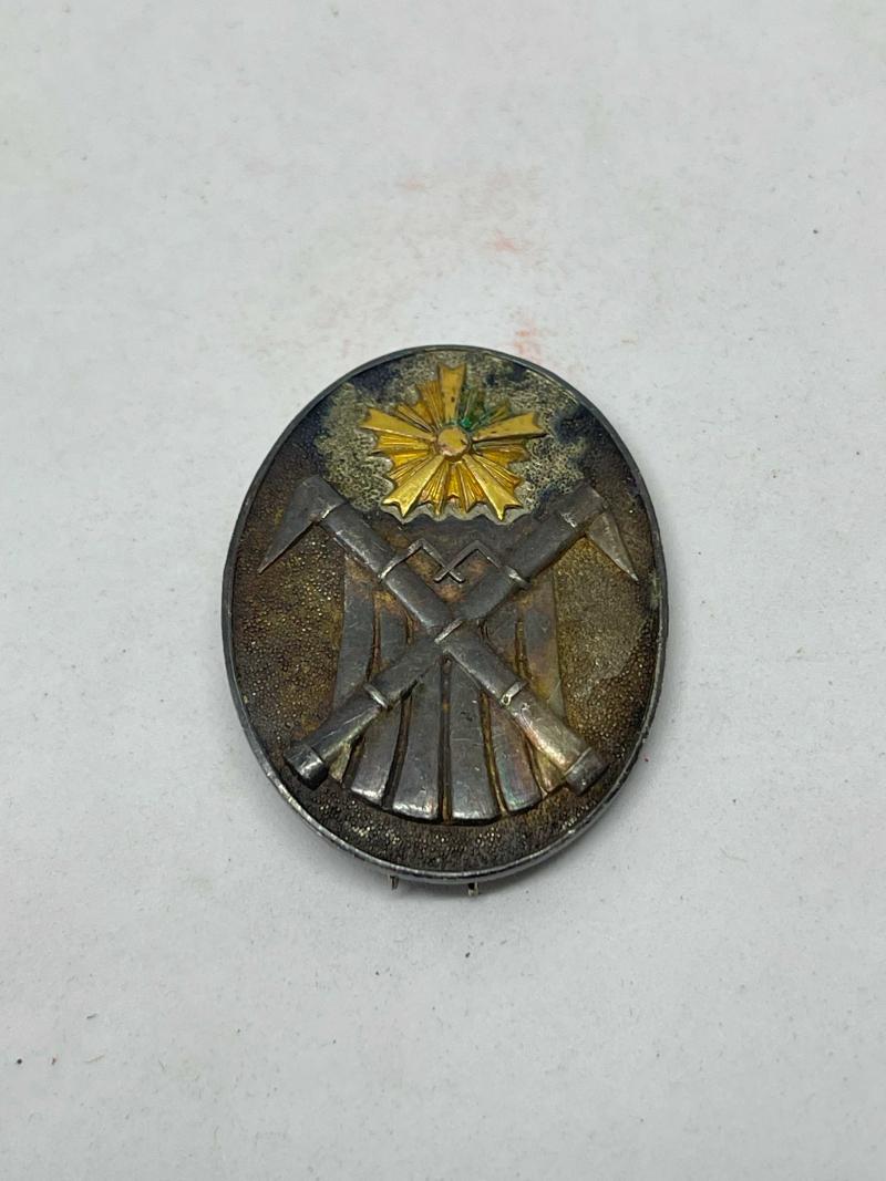 Badge