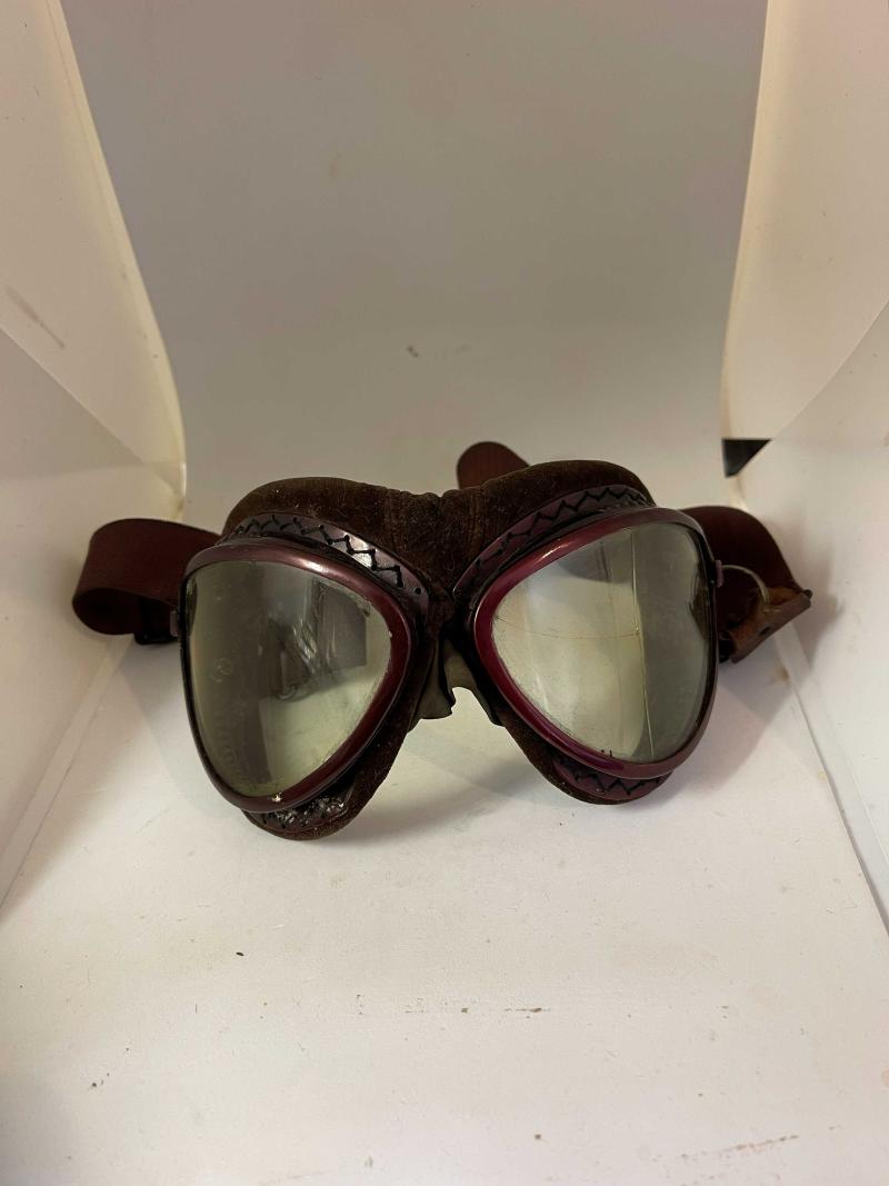 Goggles pilot